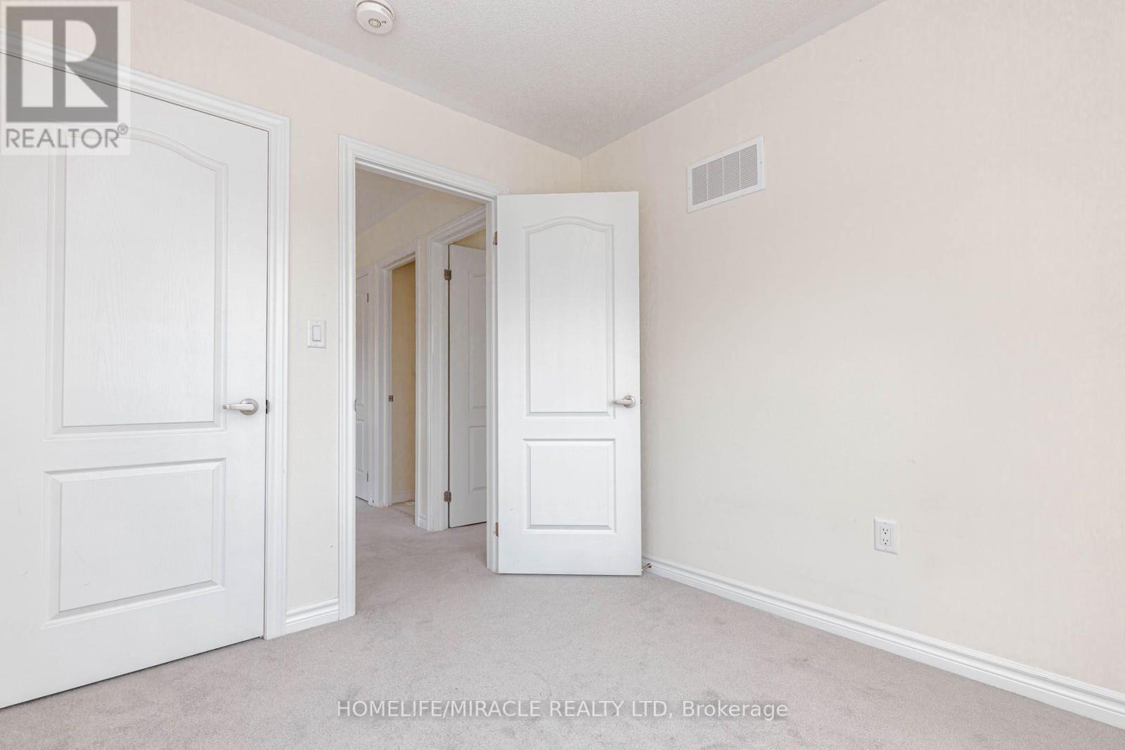 32 Arcola Street, Brampton, Ontario  L6P 4N7 - Photo 41 - W13688918