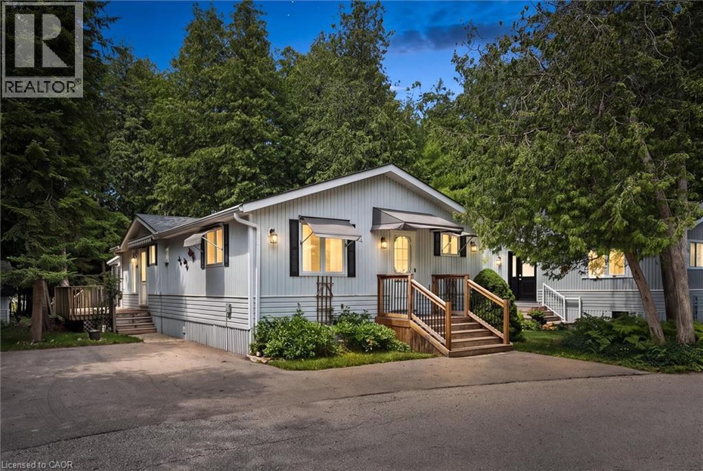 4 SPRUCE Avenue, Puslinch, Ontario