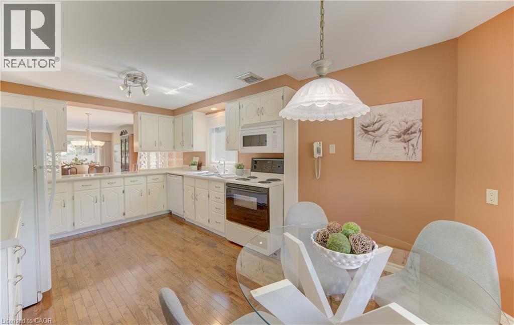 466 Belgreen Way, Waterloo, Ontario  N2L 5X5 - Photo 9 - 40852492