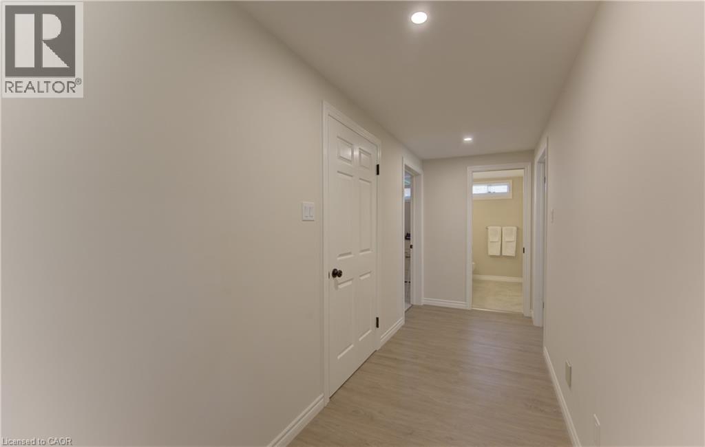 466 Belgreen Way, Waterloo, Ontario  N2L 5X5 - Photo 31 - 40852492