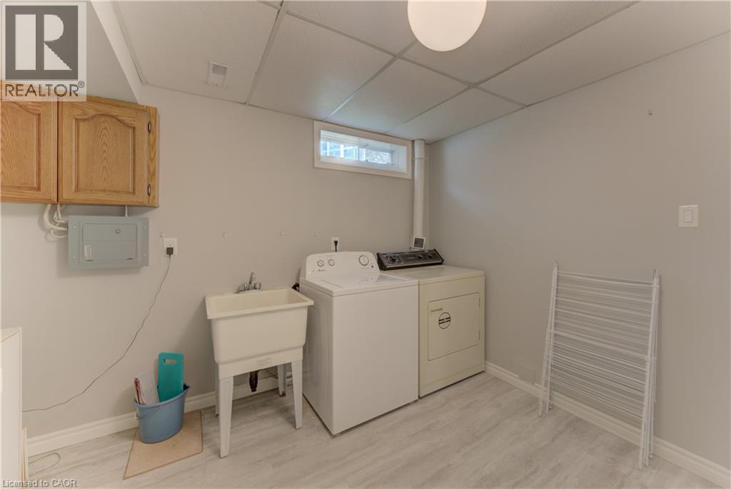 466 Belgreen Way, Waterloo, Ontario  N2L 5X5 - Photo 35 - 40852492