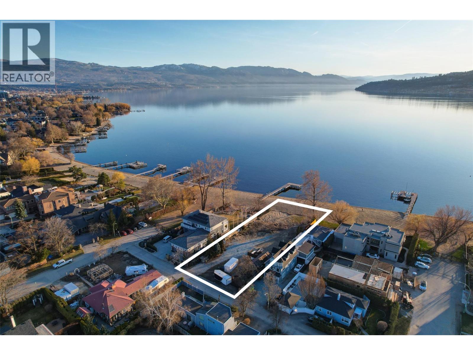 1978 Mcdougall Street, Kelowna, British Columbia  V1Y 1A3 - Photo 36 - 10391645
