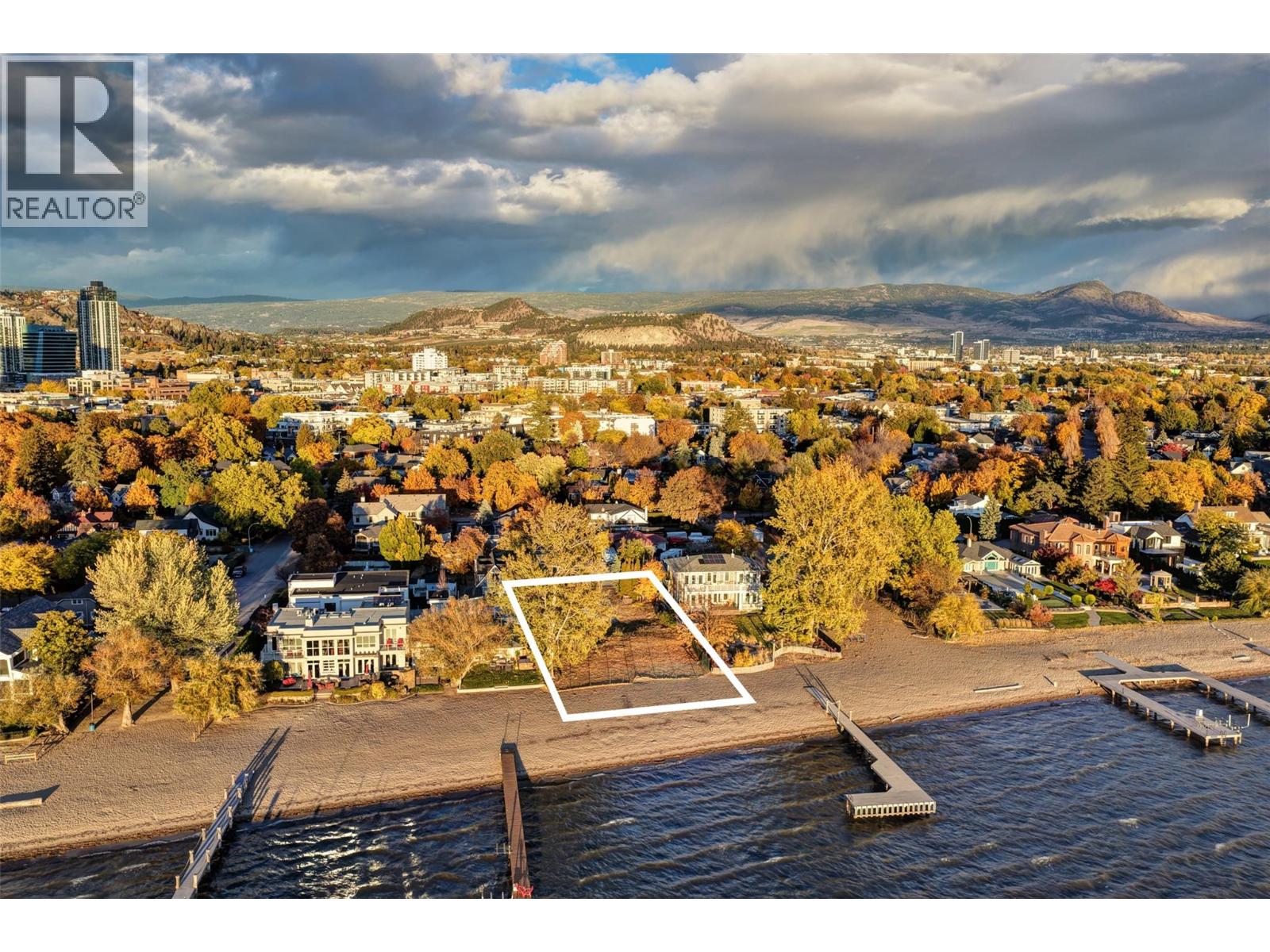 1978 Mcdougall Street, Kelowna, British Columbia  V1Y 1A3 - Photo 5 - 10391645