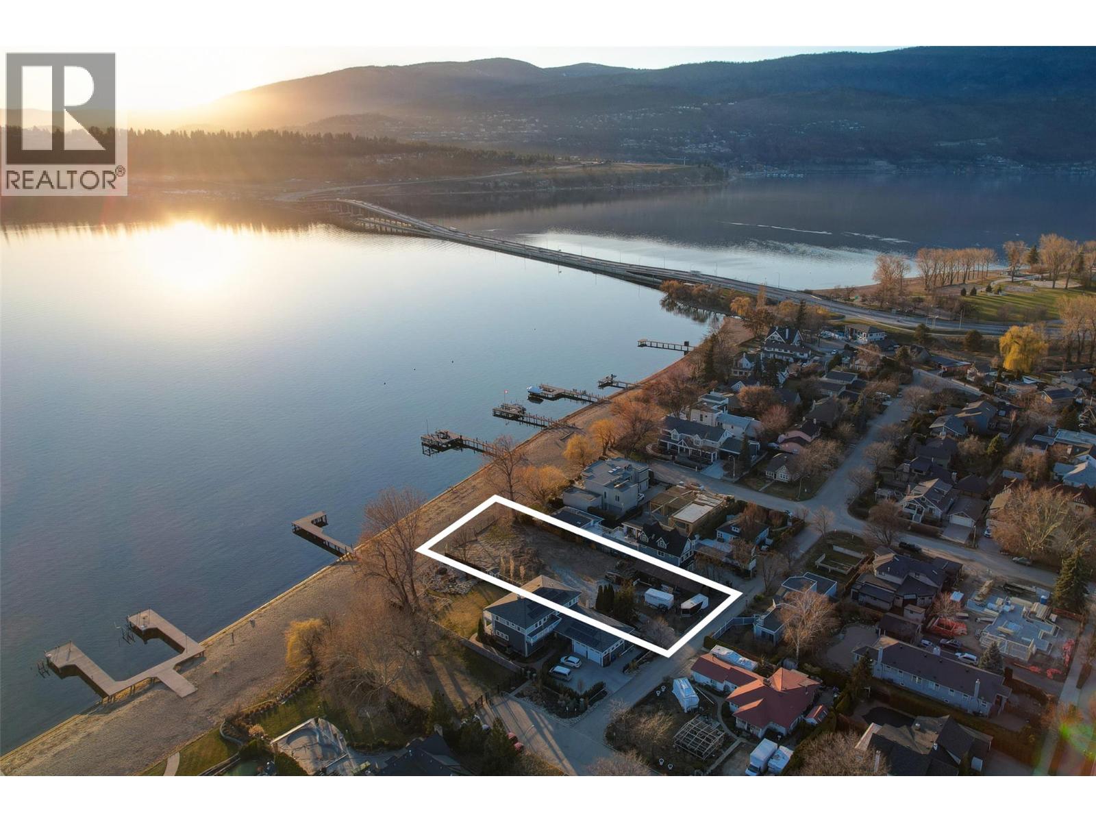 1978 Mcdougall Street, Kelowna, British Columbia  V1Y 1A3 - Photo 38 - 10391645