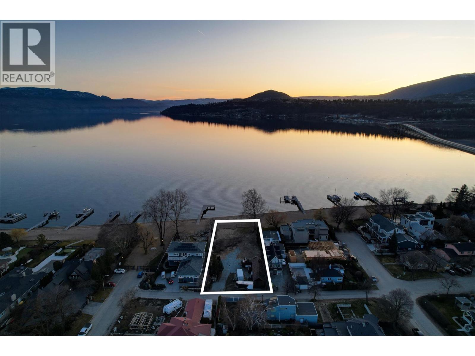 1978 Mcdougall Street, Kelowna, British Columbia  V1Y 1A3 - Photo 64 - 10391645