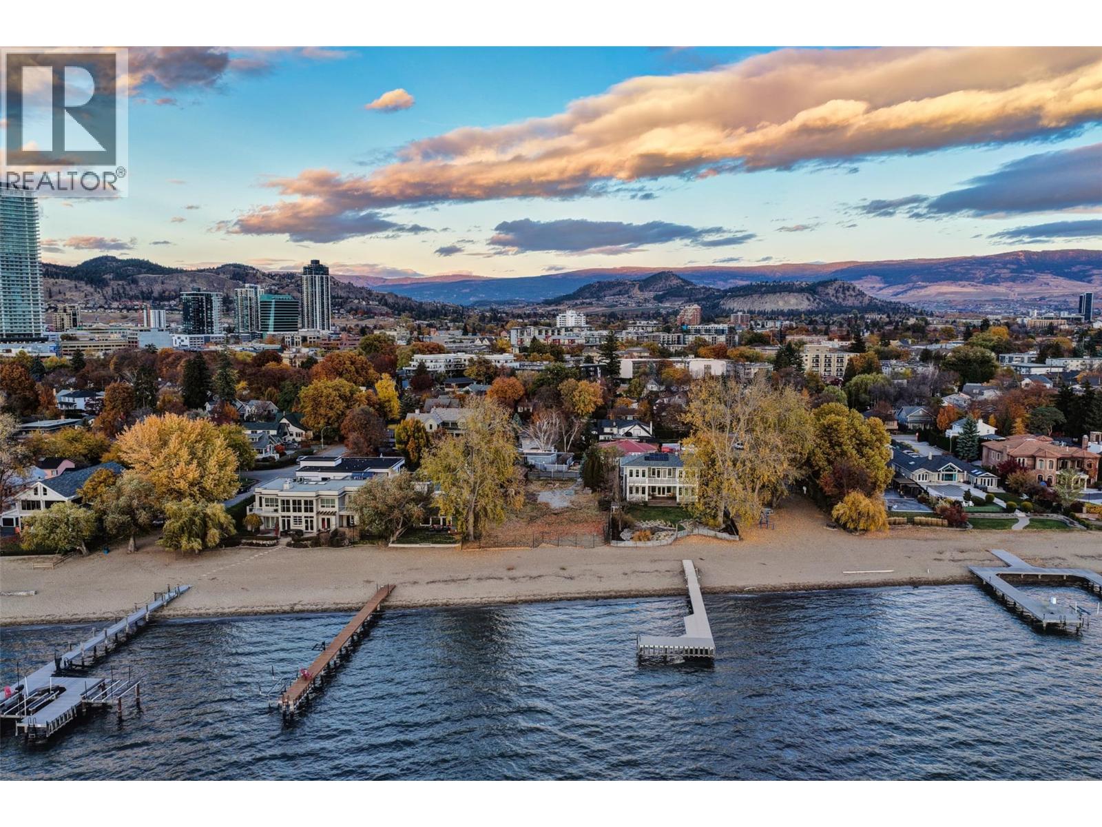 1978 Mcdougall Street, Kelowna, British Columbia  V1Y 1A3 - Photo 33 - 10391645