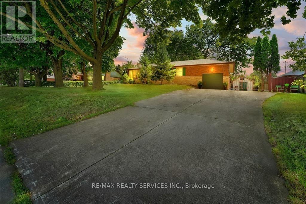 68 Rymal Road E, Hamilton, Ontario  L9B 1C1 - Photo 1 - X13688734