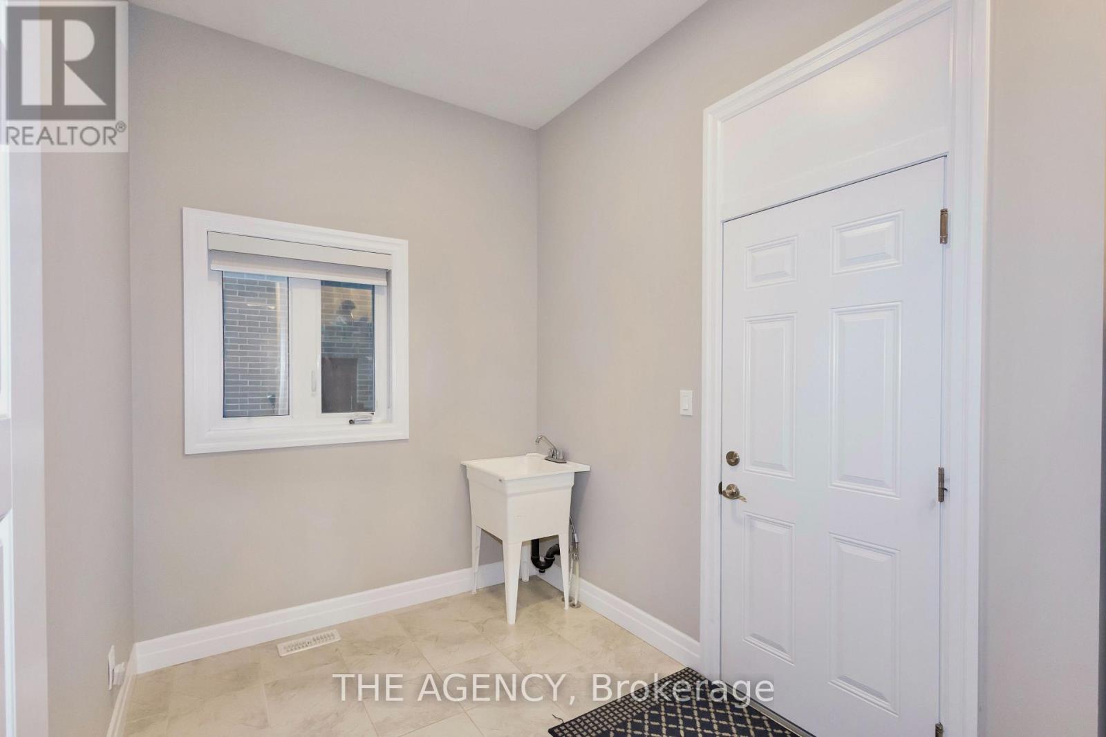 76 Grandville Circle, Brant, Ontario  N3L 0J5 - Photo 21 - X13688736