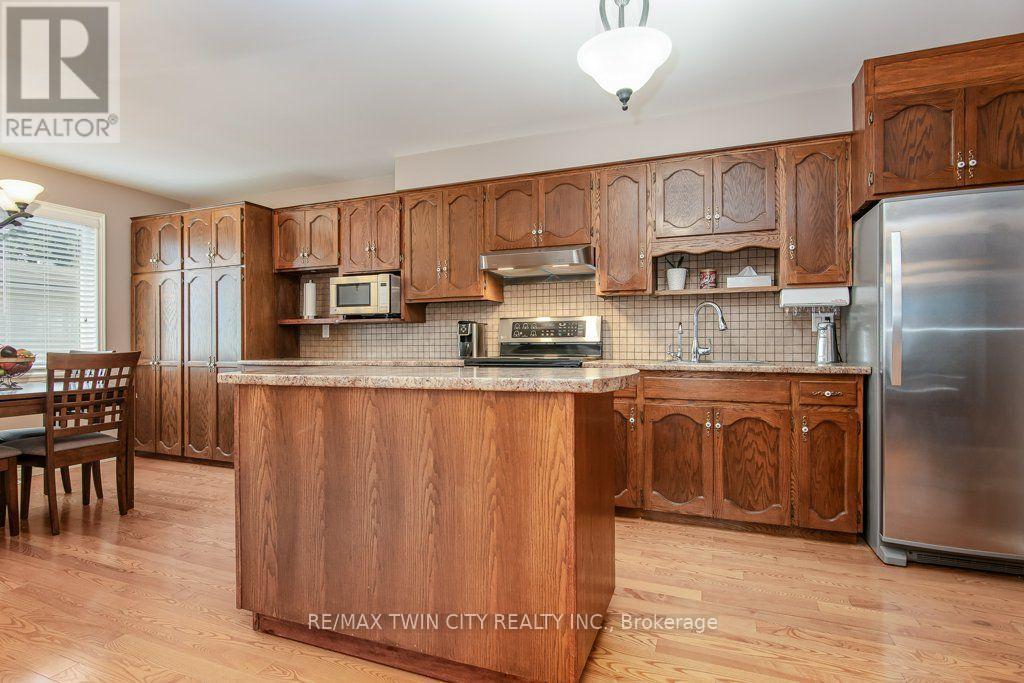108 Queensway Drive, Woolwich, Ontario  N3B 2T5 - Photo 13 - X13688808