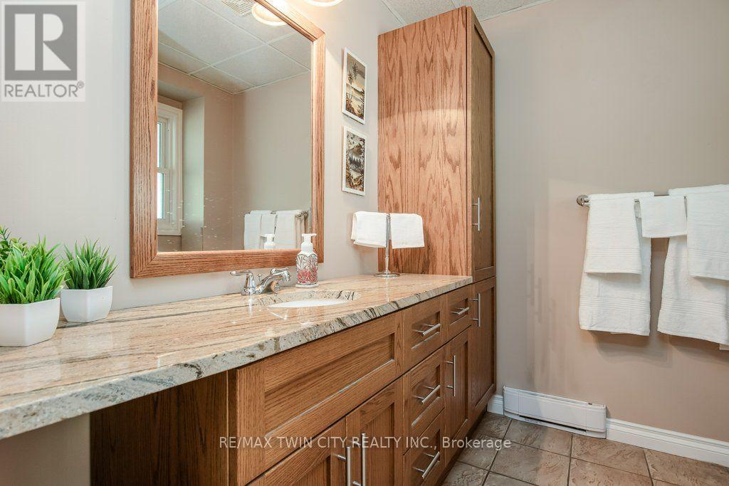 108 Queensway Drive, Woolwich, Ontario  N3B 2T5 - Photo 32 - X13688808