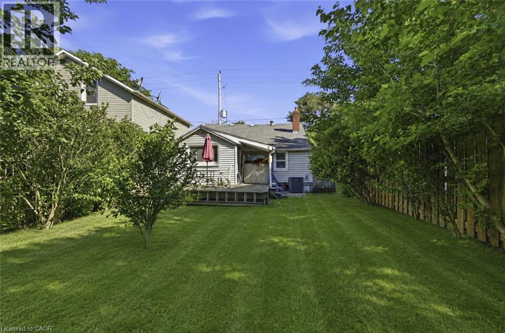 56 Welland Avenue, St. Catharines, Ontario  L2R 2M5 - Photo 2 - 40835369