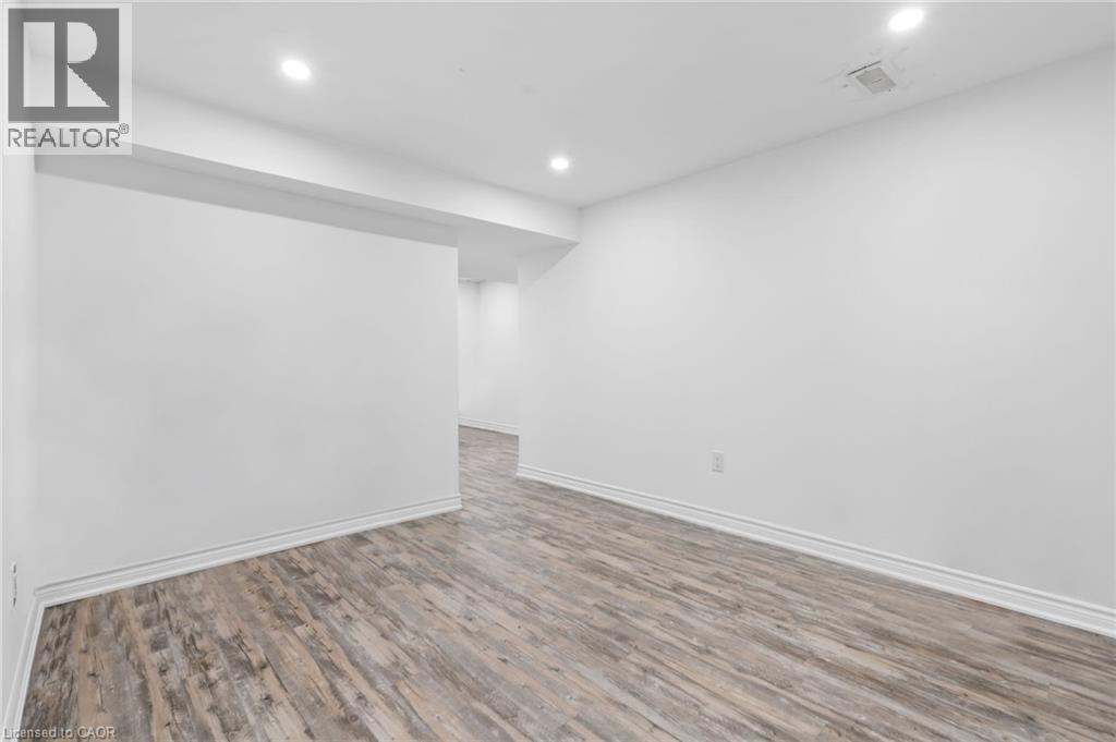 6087 Eaglewood Drive Unit# Lower, Niagara Falls, Ontario  L2G 0A7 - Photo 3 - 40839005