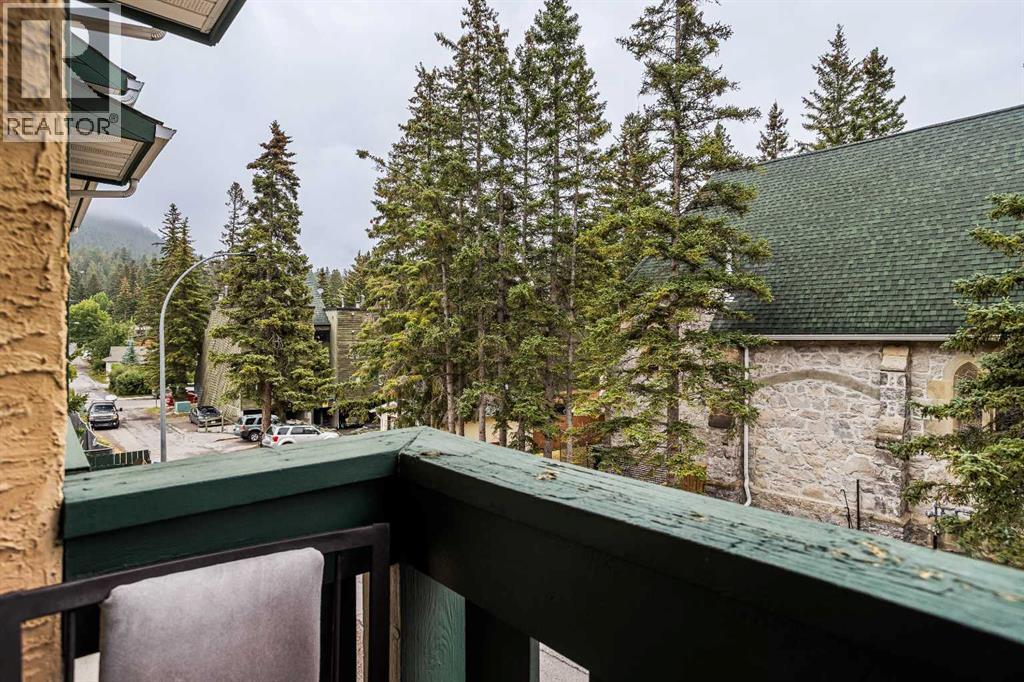 203, 110 Beaver Street, Banff, Alberta  T1L 1C1 - Photo 11 - A2338056