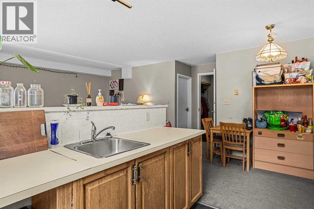 203, 110 Beaver Street, Banff, Alberta  T1L 1C1 - Photo 16 - A2338056