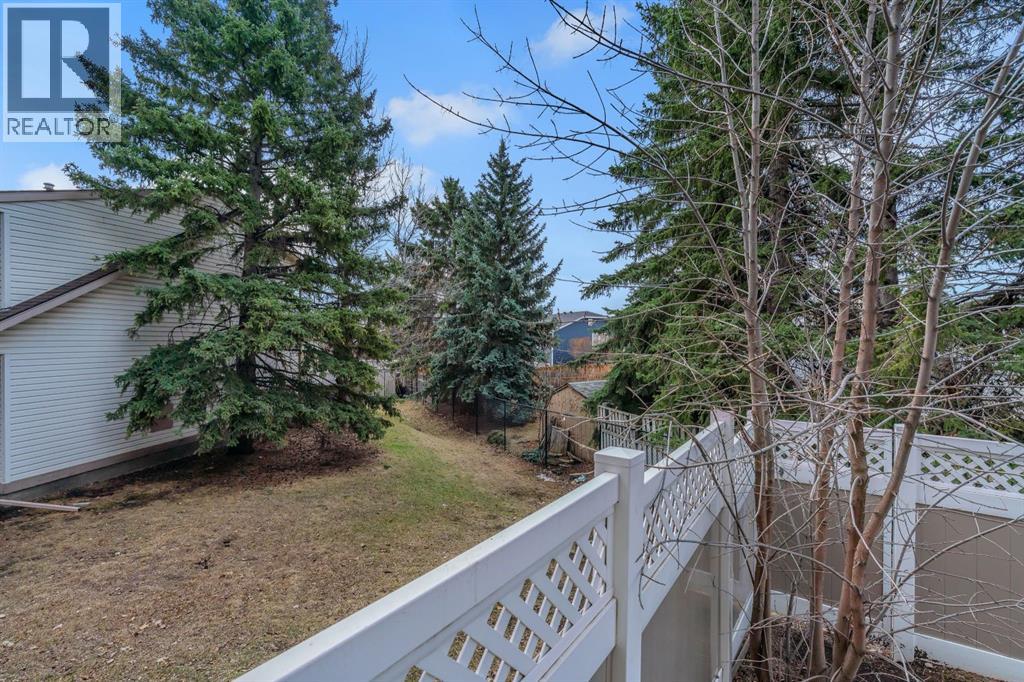 174 Woodmont Terrace SW, Calgary, Alberta T2W 4Z4 - Photo 22 - A2338075