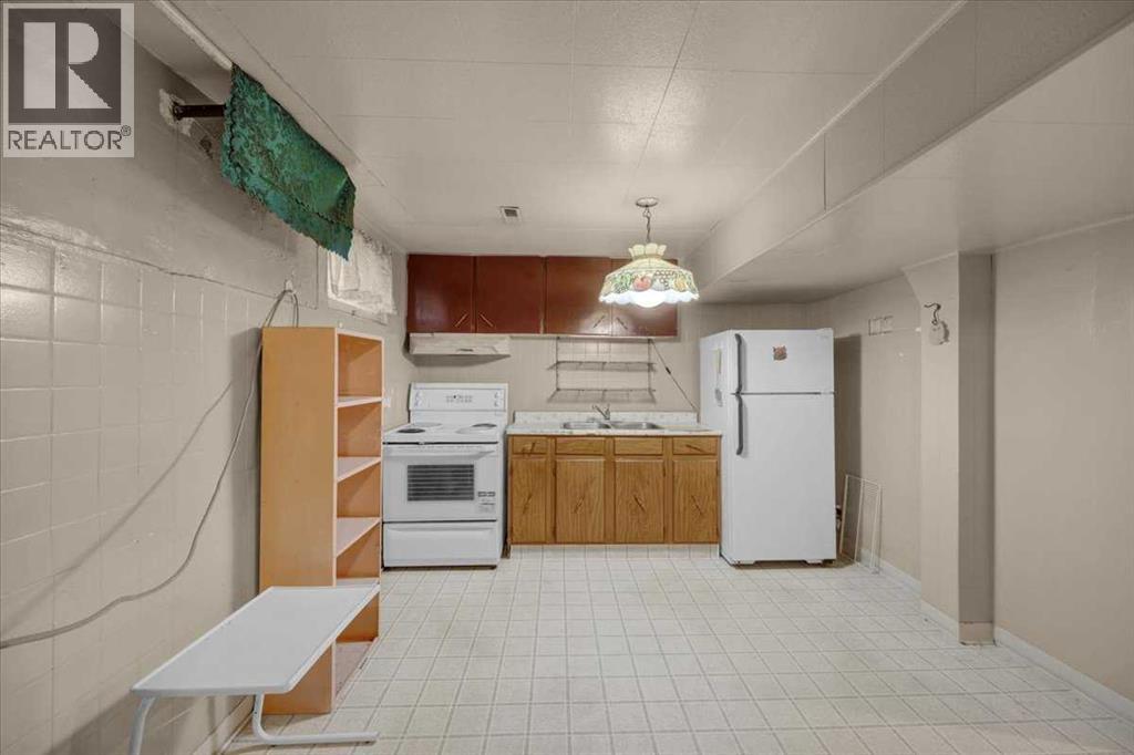2025 40 Street SE, Calgary, Alberta  T2B 1B6 - Photo 32 - A2338170