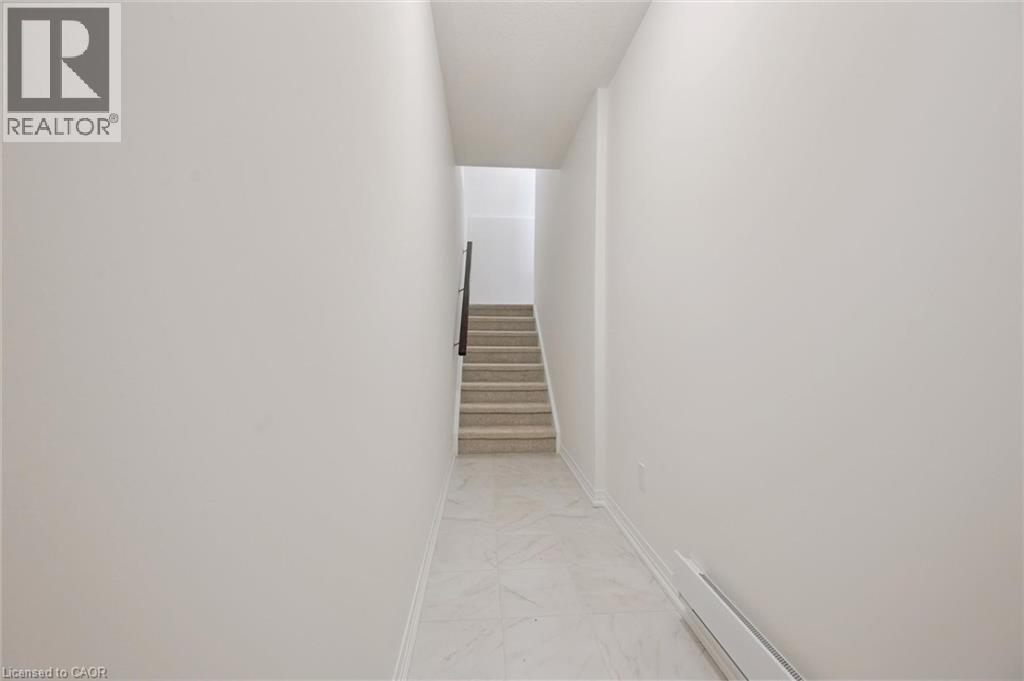 525 Erinbrook Drive Unit# B047, Kitchener, Ontario  N2E 0L4 - Photo 6 - 40856706