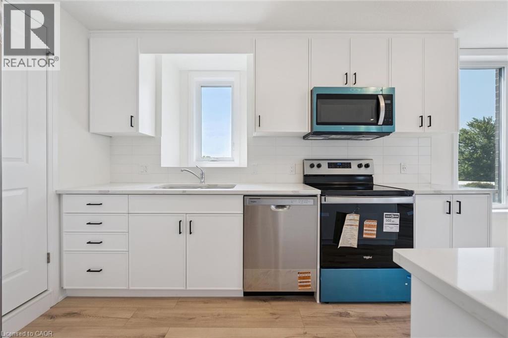 525 Erinbrook Drive Unit# B047, Kitchener, Ontario  N2E 0L4 - Photo 21 - 40856706