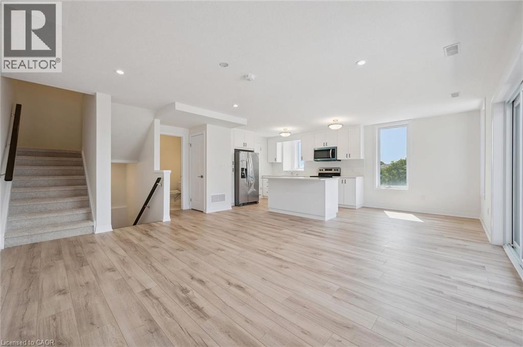 525 Erinbrook Drive Unit# B047, Kitchener, Ontario  N2E 0L4 - Photo 7 - 40856706