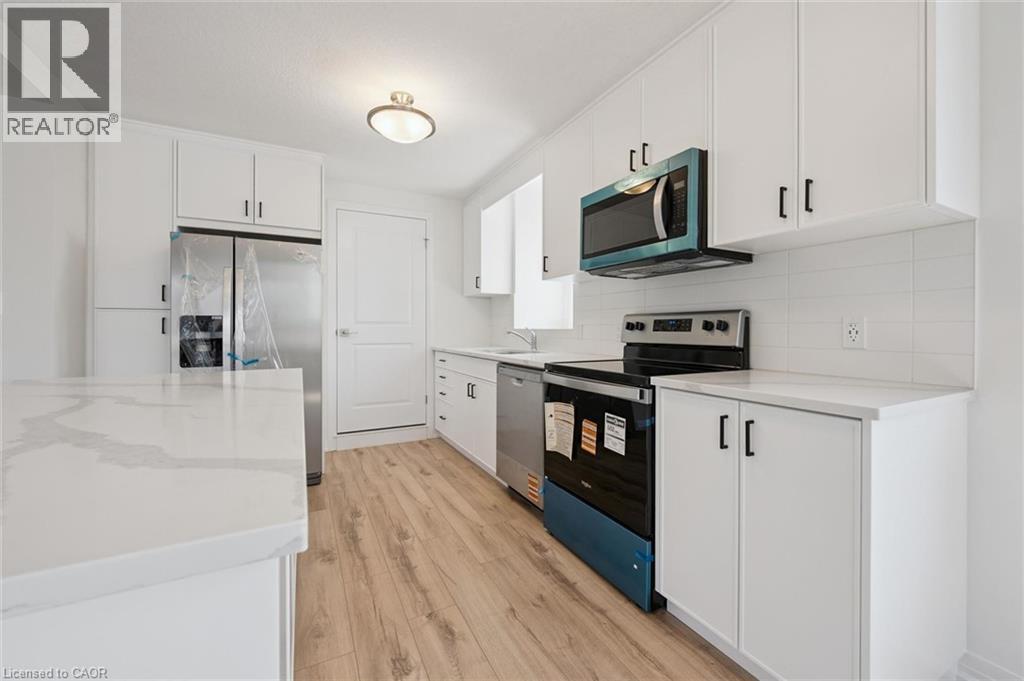 525 Erinbrook Drive Unit# B047, Kitchener, Ontario  N2E 0L4 - Photo 19 - 40856706