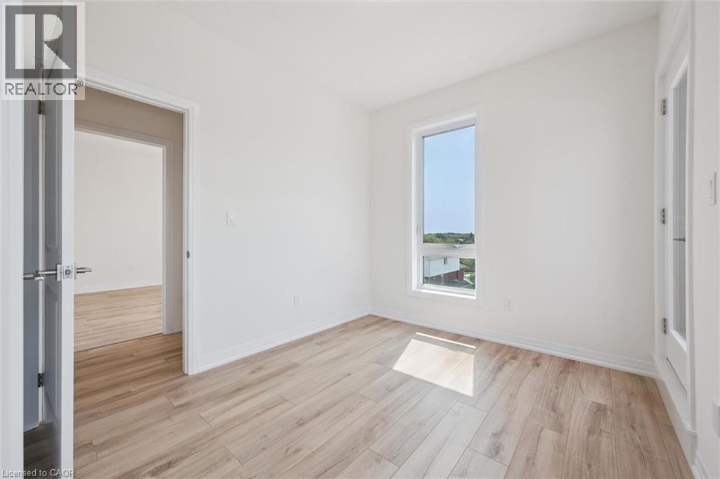 525 Erinbrook Drive Unit# B047, Kitchener, Ontario  N2E 0L4 - Photo 43 - 40856706