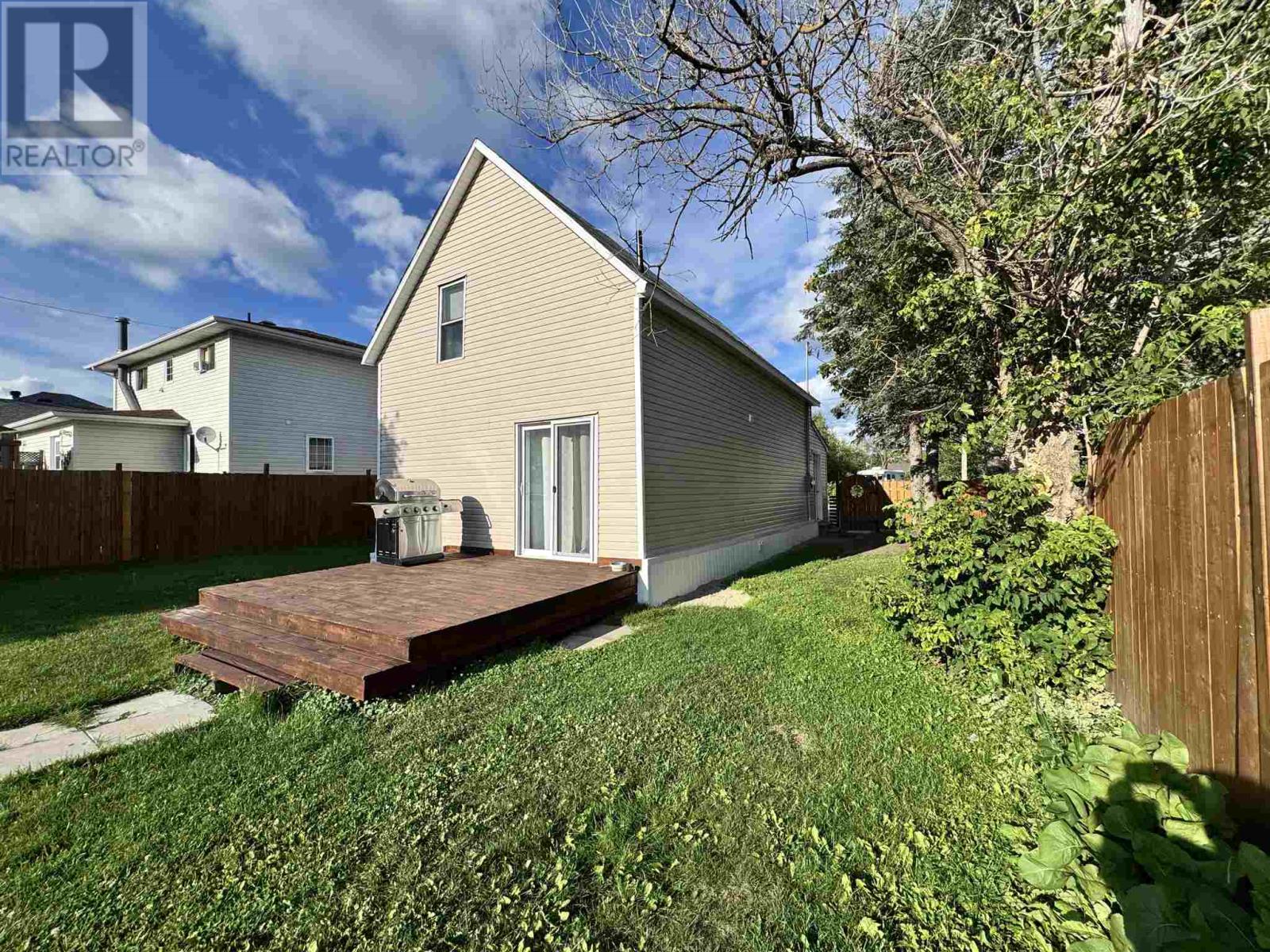 73 Lansdowne St, Chapleau, Ontario  P0M 1K0 - Photo 22 - SM262231