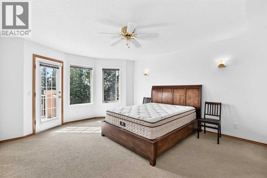 2917 Signal Hill Heights SW, Calgary, Alberta  T3H 2X4 - Photo 11 - A2338433