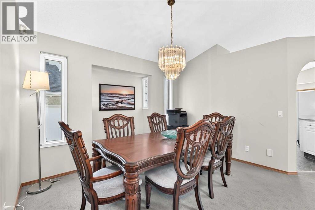 2917 Signal Hill Heights SW, Calgary, Alberta  T3H 2X4 - Photo 7 - A2338433