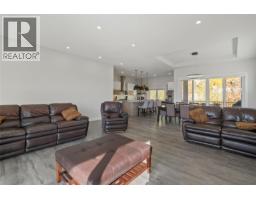 695 Deans Drive, Kelowna, British Columbia  V1P 1A1 - Photo 10 - 10398135