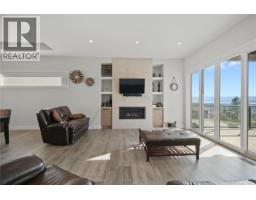 695 Deans Drive, Kelowna, British Columbia  V1P 1A1 - Photo 11 - 10398135