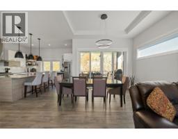 695 Deans Drive, Kelowna, British Columbia  V1P 1A1 - Photo 8 - 10398135