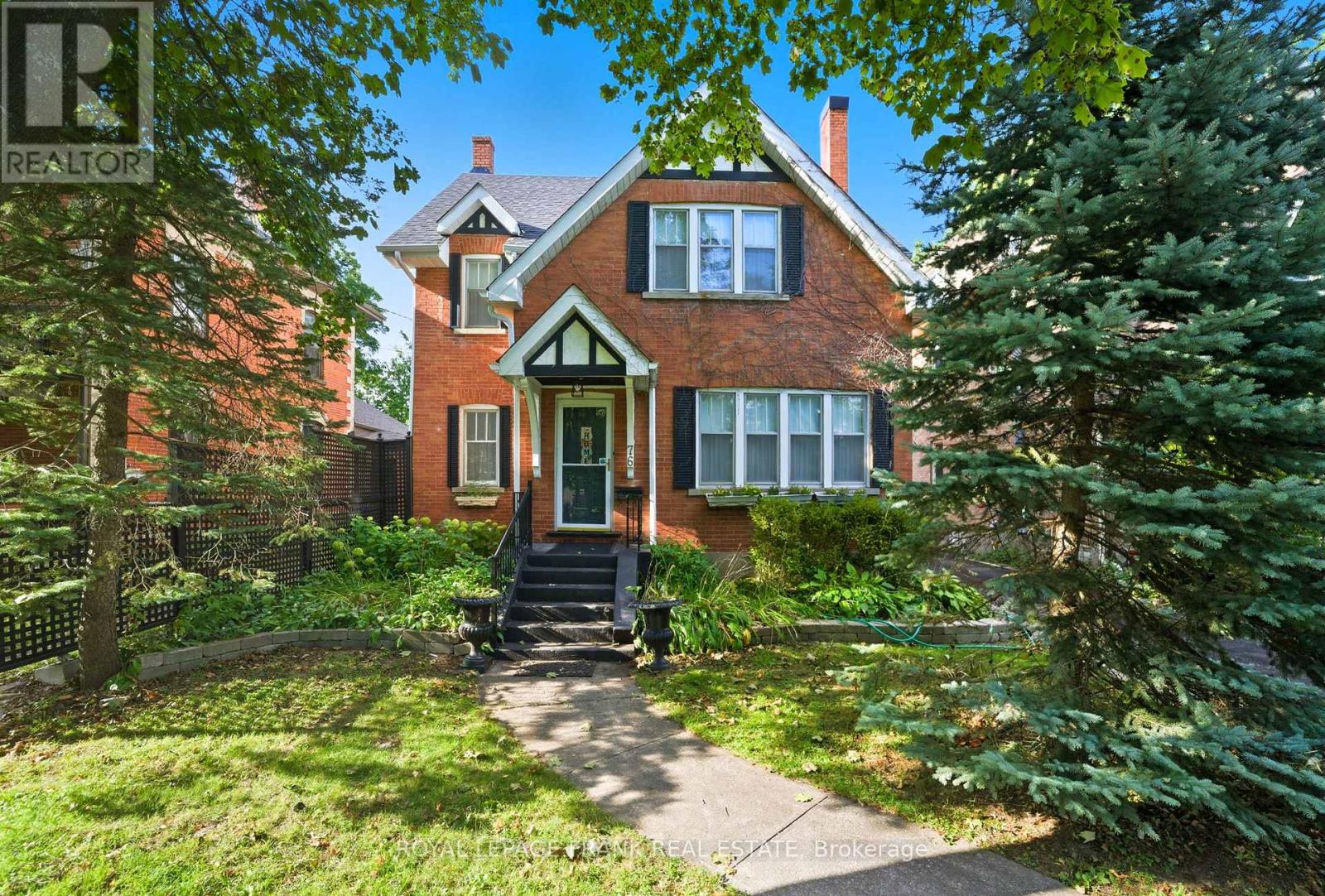 76 Bond Street W, Kawartha Lakes, Ontario  K9V 3R4 - Photo 1 - X13688992
