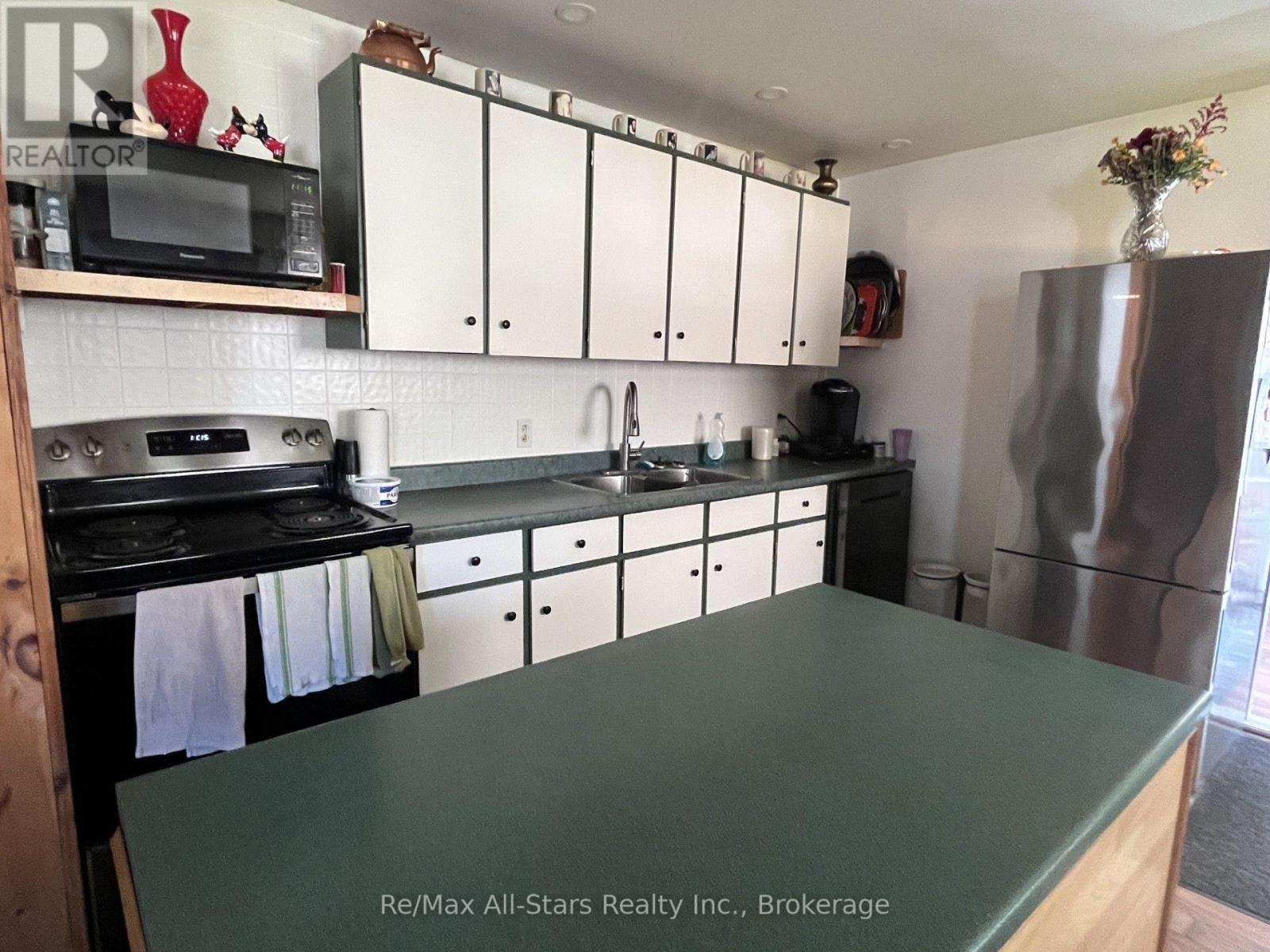 2 Alexander Avenue, Kawartha Lakes, Ontario  K0M 1L0 - Photo 10 - X13689088