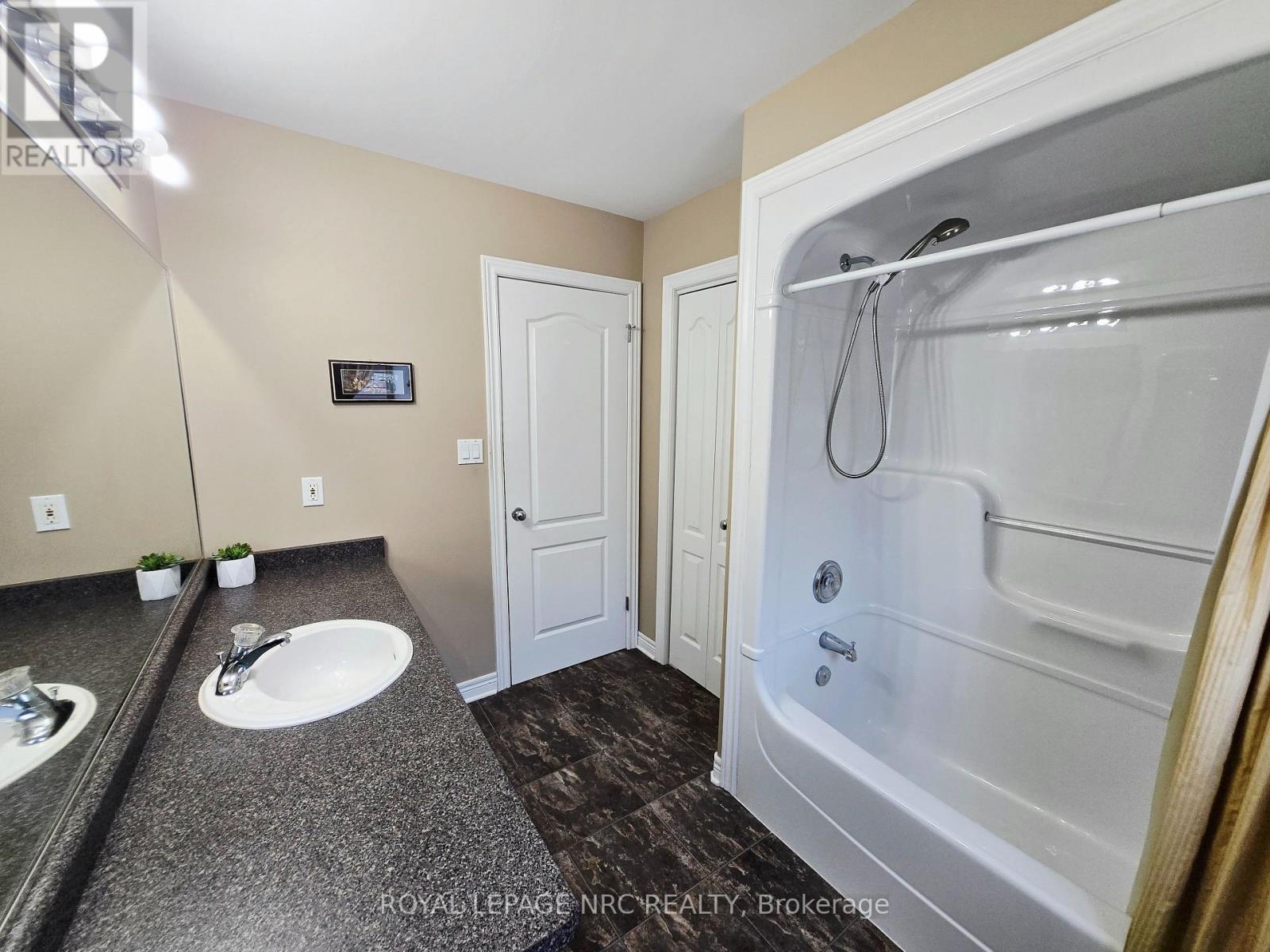 7139 Parkside Road, Niagara Falls, Ontario  L2H 3L6 - Photo 28 - X13680228