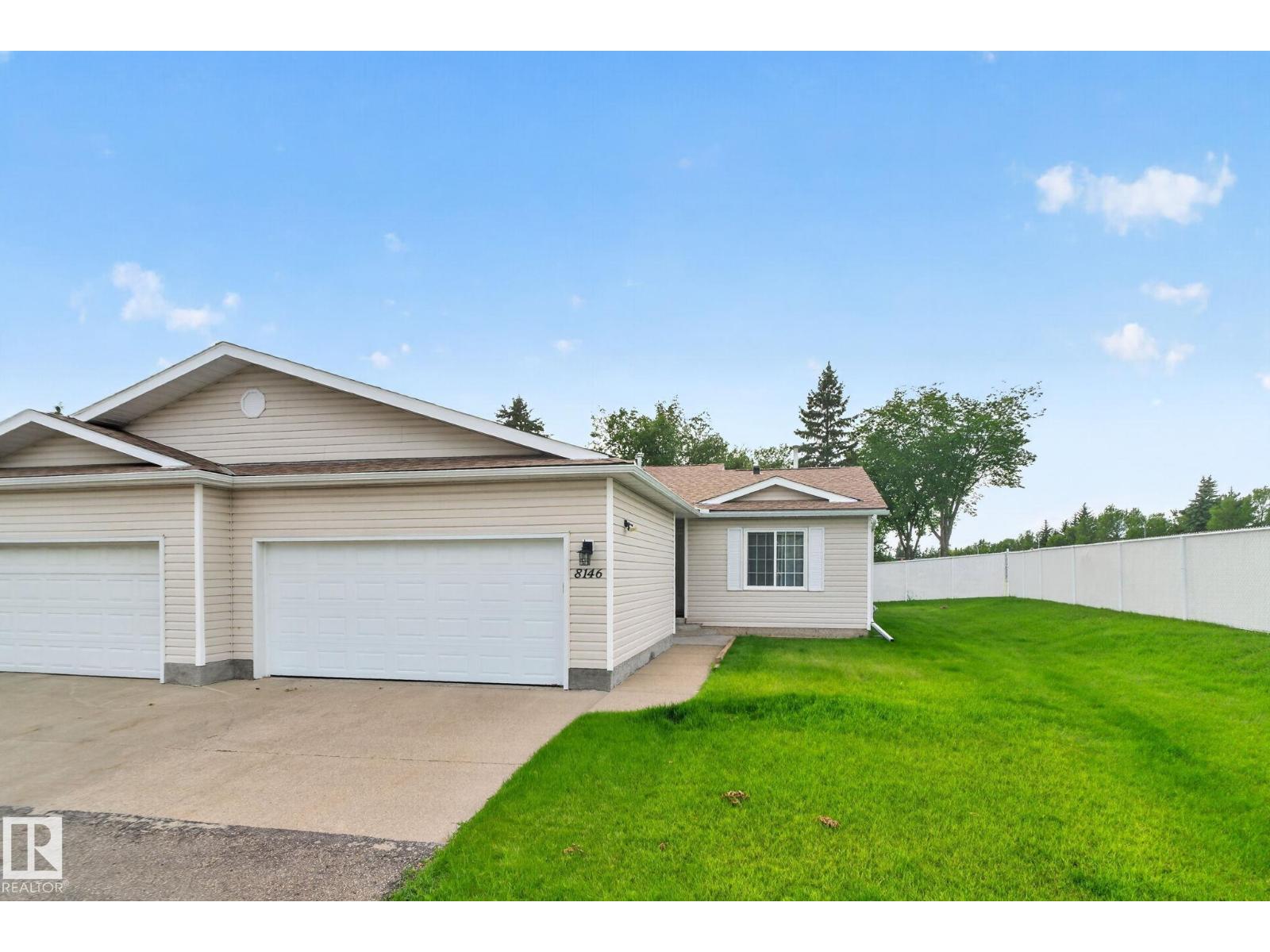 8146 27 Av NW, Edmonton, Alberta  T6K 4C9 - Photo 1 - E4503882