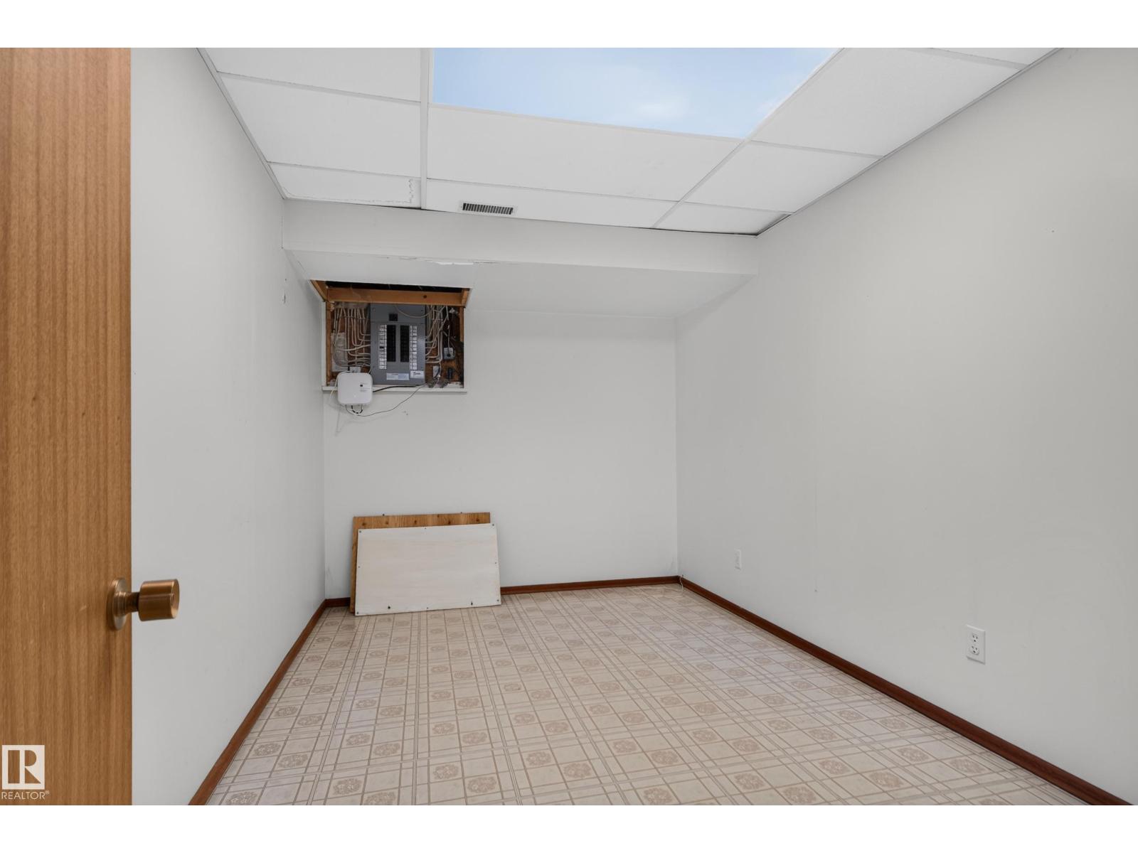 8146 27 Av NW, Edmonton, Alberta  T6K 4C9 - Photo 48 - E4503882
