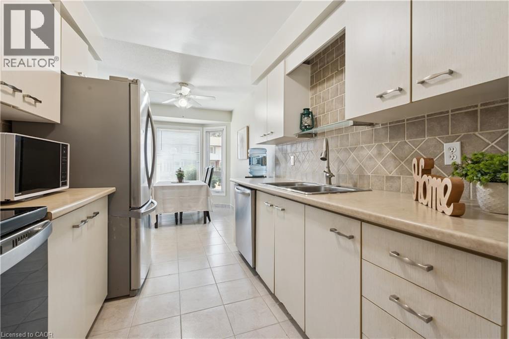 219 Kingswood Drive Unit# 59, Kitchener, Ontario  N2E 3J4 - Photo 8 - 40851900