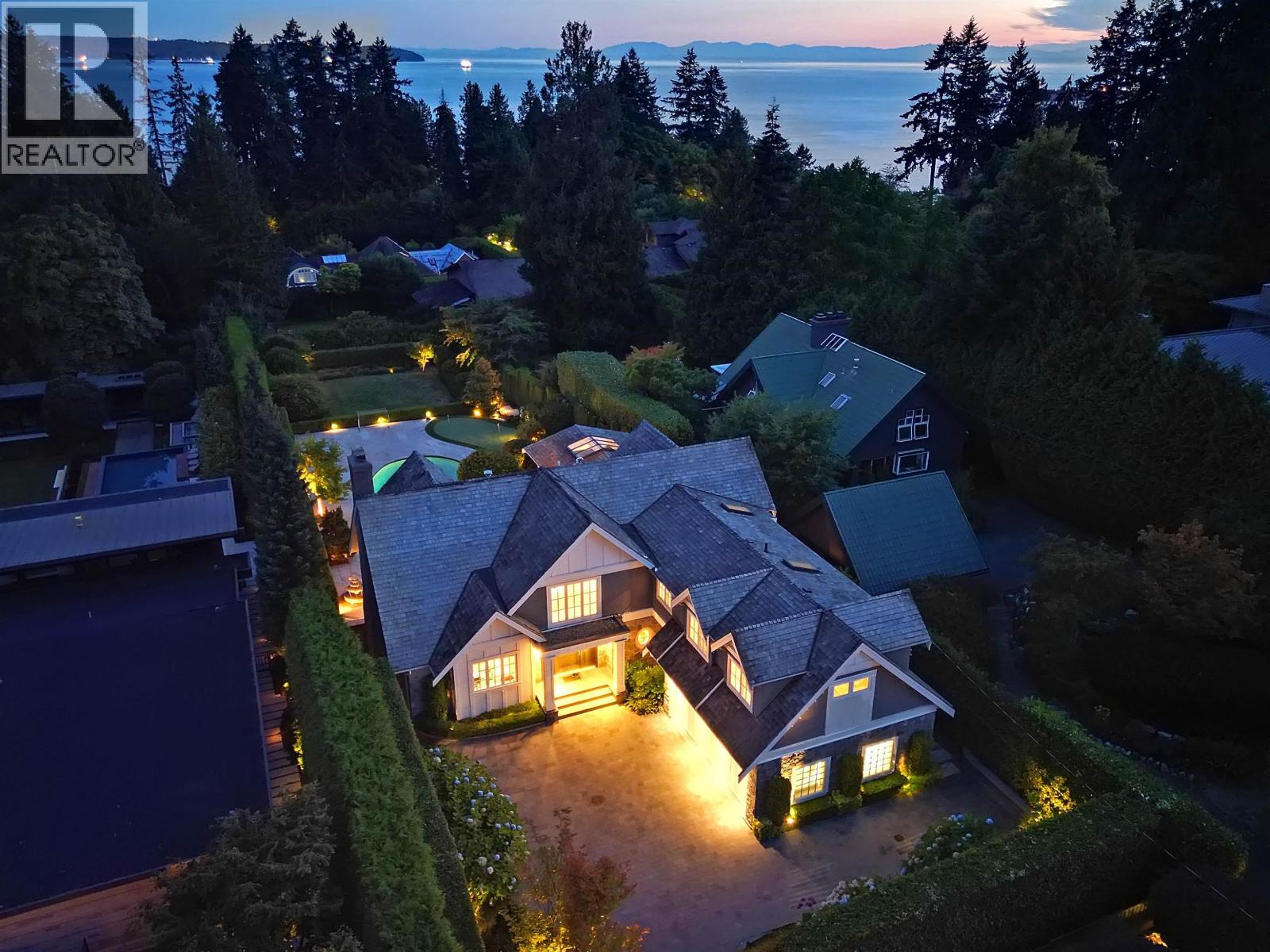 2920 Mathers Avenue, West Vancouver, British Columbia  V7V 2K1 - Photo 5 - R3156760