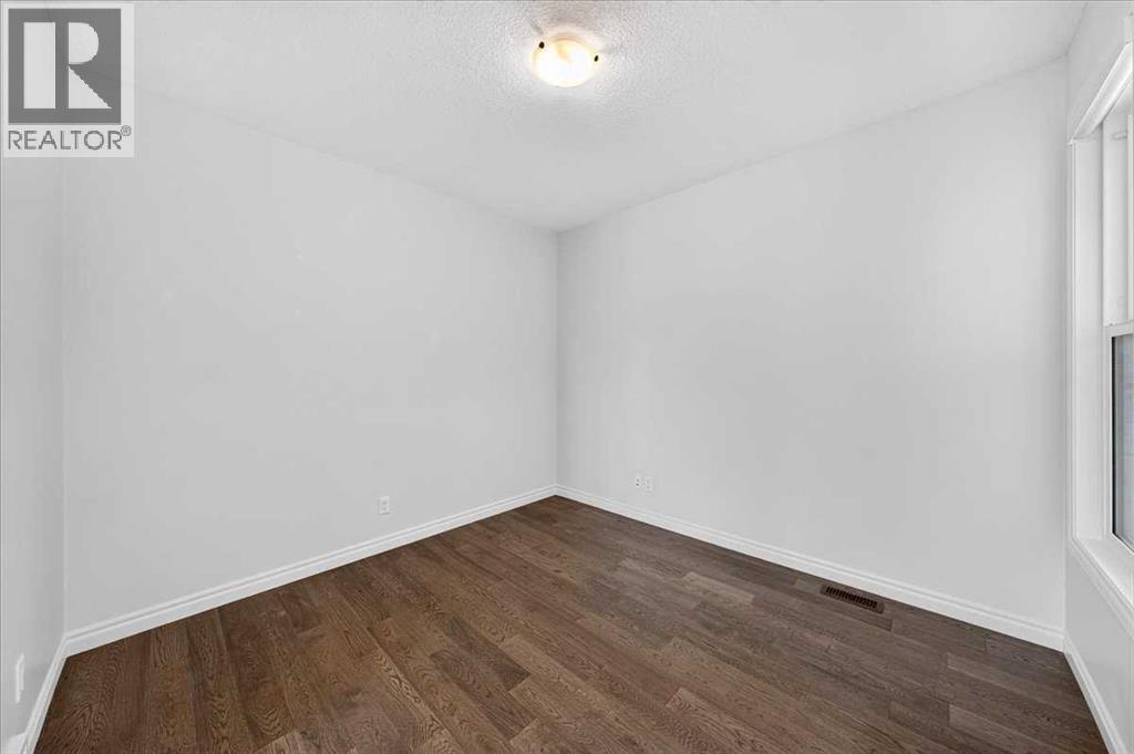 75 Midgrove Drive SW, Airdrie, Alberta  T4B 5K7 - Photo 6 - A2322777