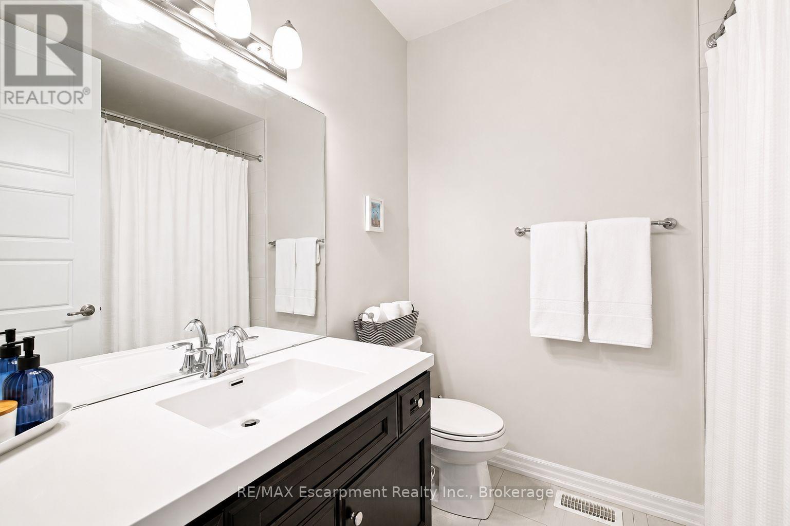 143 Threshing Mill Boulevard, Oakville, Ontario  L6H 0V5 - Photo 27 - W13689008