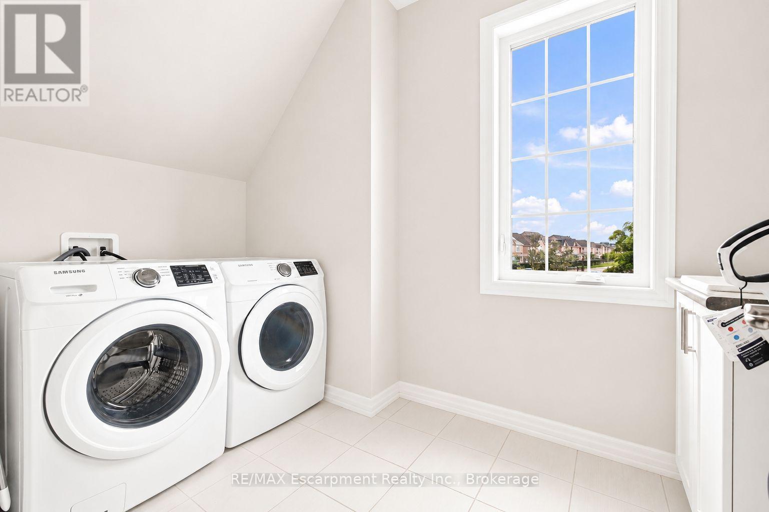 143 Threshing Mill Boulevard, Oakville, Ontario  L6H 0V5 - Photo 28 - W13689008