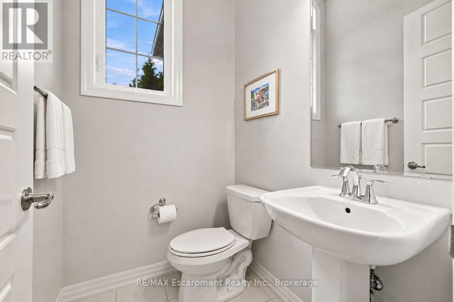143 Threshing Mill Boulevard, Oakville, Ontario  L6H 0V5 - Photo 6 - W13689008