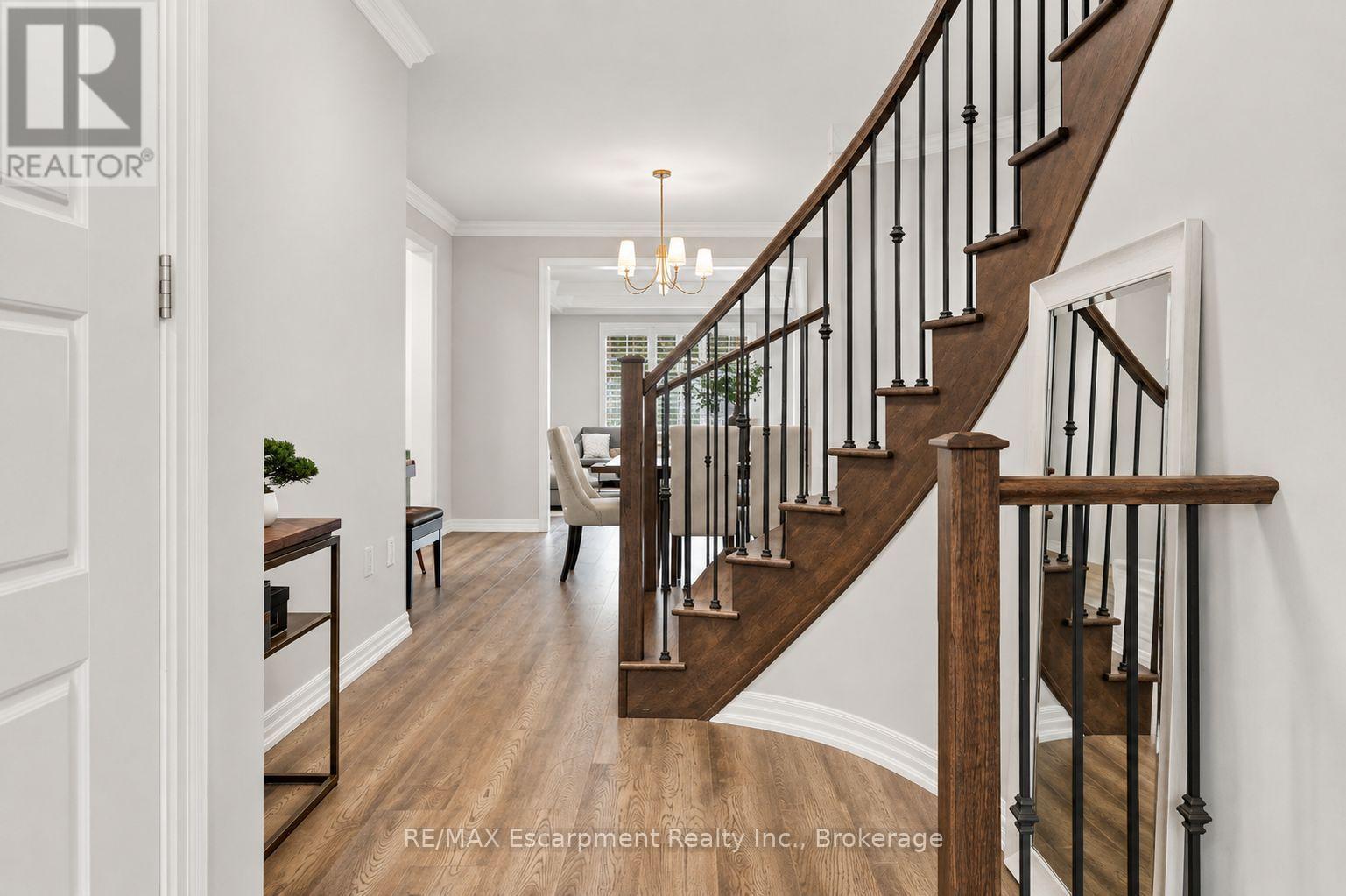 143 Threshing Mill Boulevard, Oakville, Ontario  L6H 0V5 - Photo 7 - W13689008
