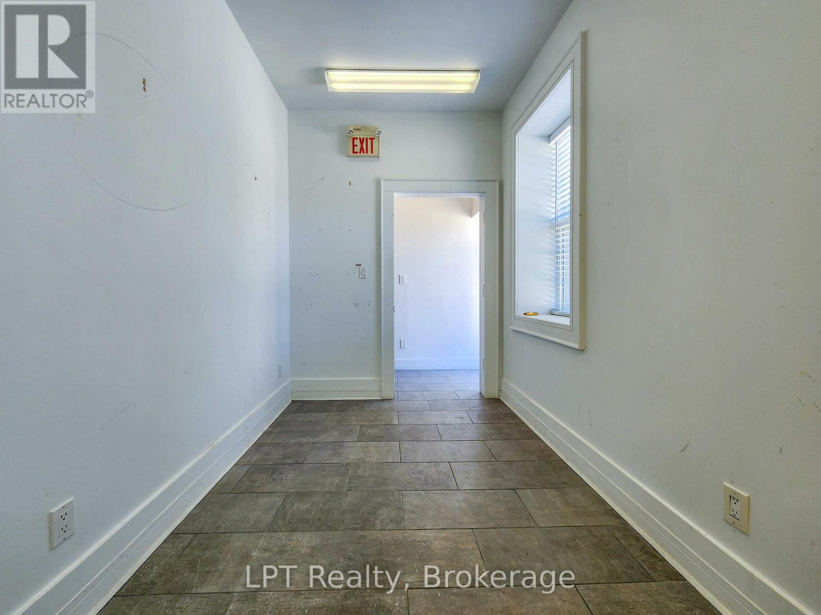 Unit #1 - 12 Leggett Lane, Kincardine, Ontario  N0G 2T0 - Photo 9 - X12869052