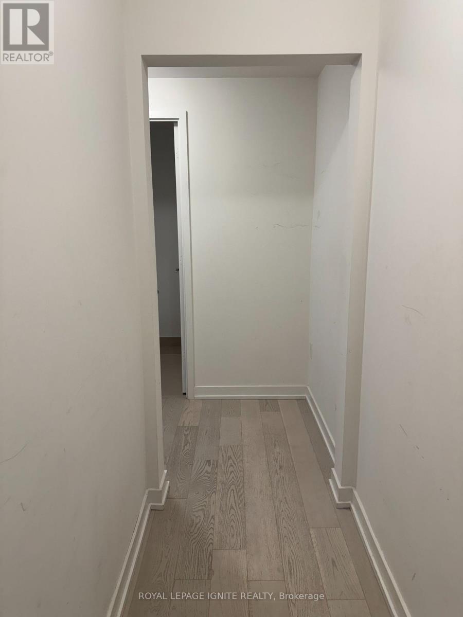 2402 - 1 Yorkville Avenue, Toronto, Ontario  M4W 0B1 - Photo 6 - C13689010