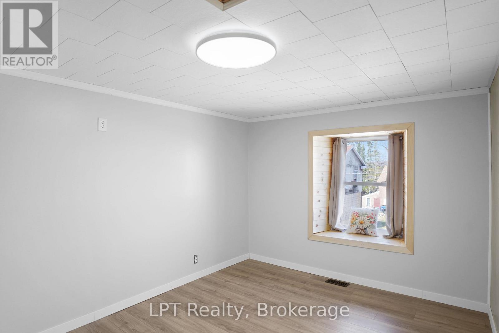 1671 4th Avenue E, Owen Sound, Ontario  N4K 2R1 - Photo 26 - X13428512