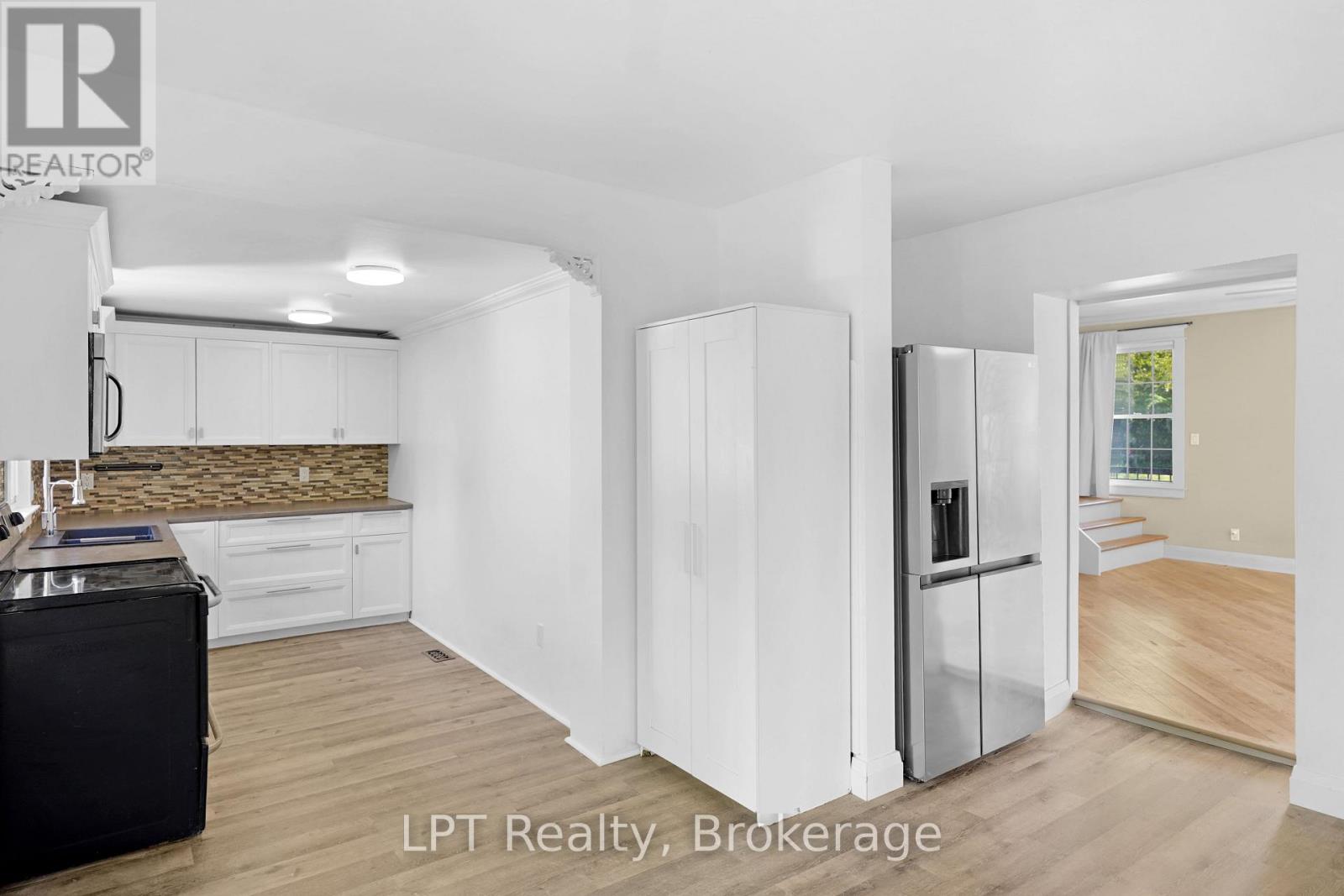 551 Louisa Street, West Grey, Ontario  N0G 1C0 - Photo 19 - X13161292
