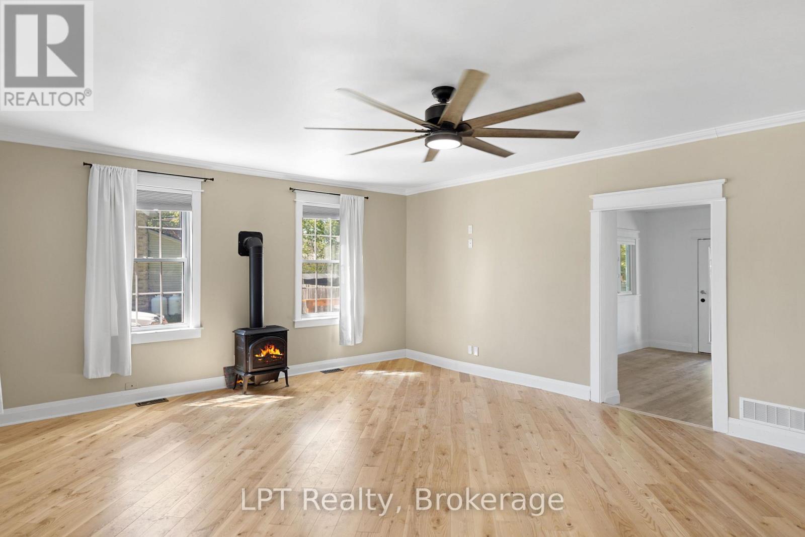 551 Louisa Street, West Grey, Ontario  N0G 1C0 - Photo 11 - X13161292