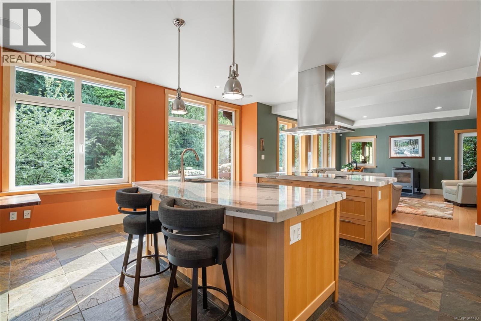 1660 Hedgerow Pl, North Saanich, British Columbia  V8L 6B2 - Photo 9 - 1041403