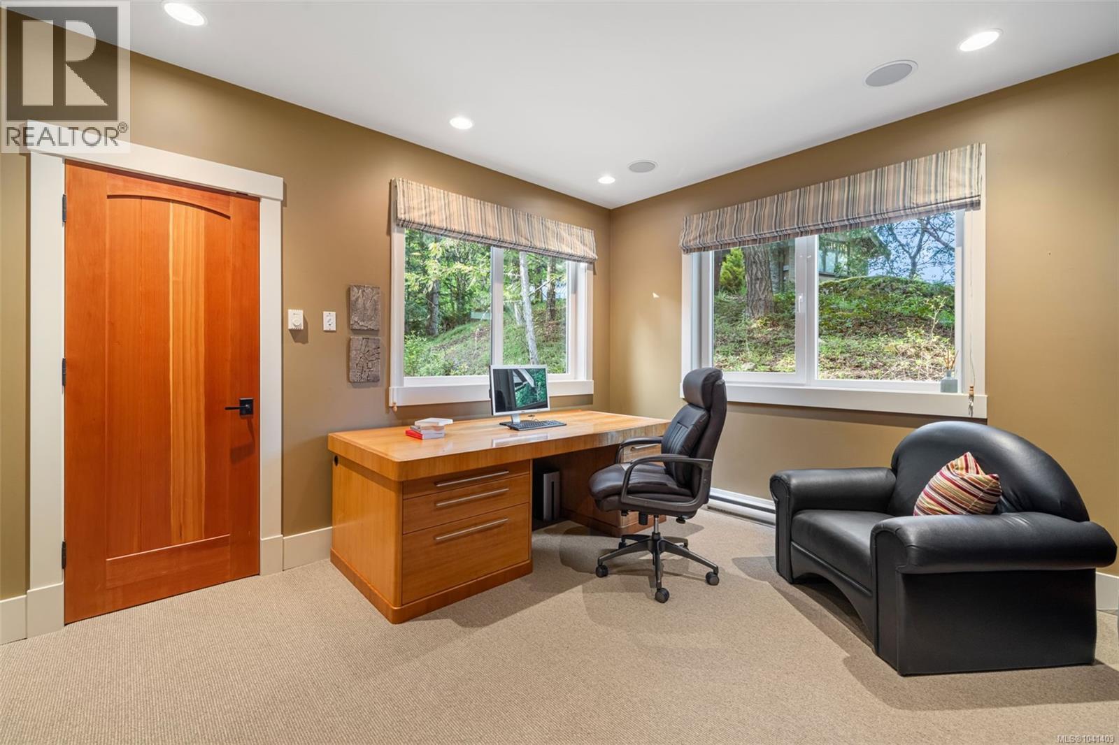 1660 Hedgerow Pl, North Saanich, British Columbia  V8L 6B2 - Photo 25 - 1041403